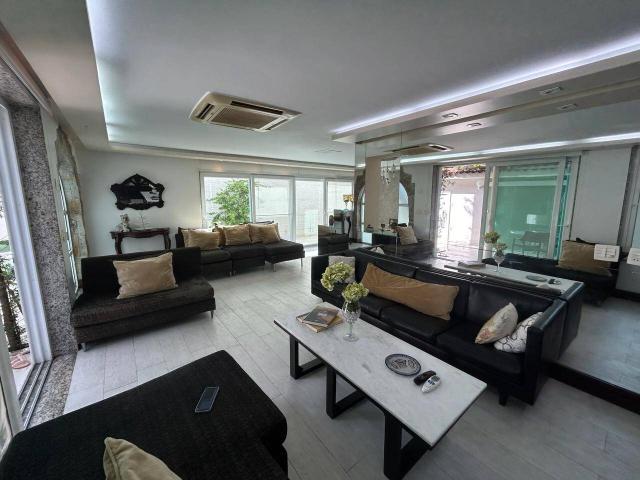 #193 - Casa para Venda em Rio de Janeiro - RJ