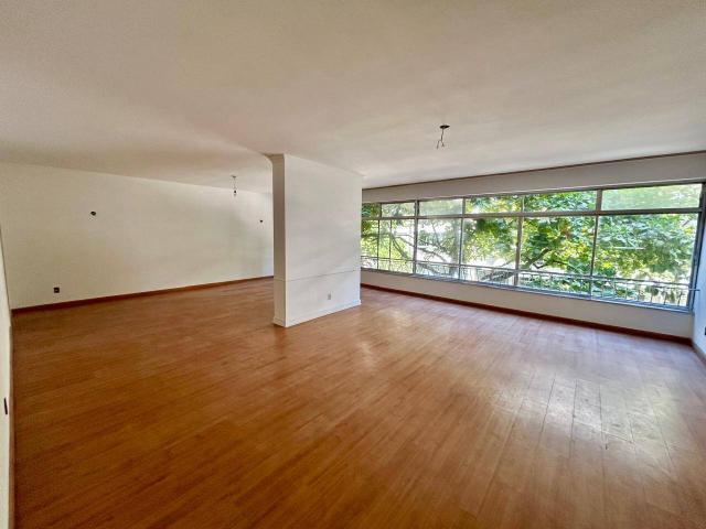 #216 - Apartamento para Venda em Rio de Janeiro - RJ